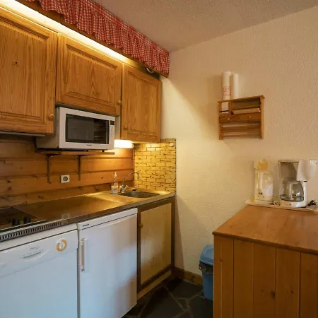 Pour 4 Pers Avec Balcon Exposé Sud, Parking Couvert, Wifi, Proche Télésiège Et Navettes - Fr-1-676-16 Appartamento *